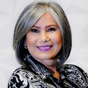 Meet your Posher, Cathy